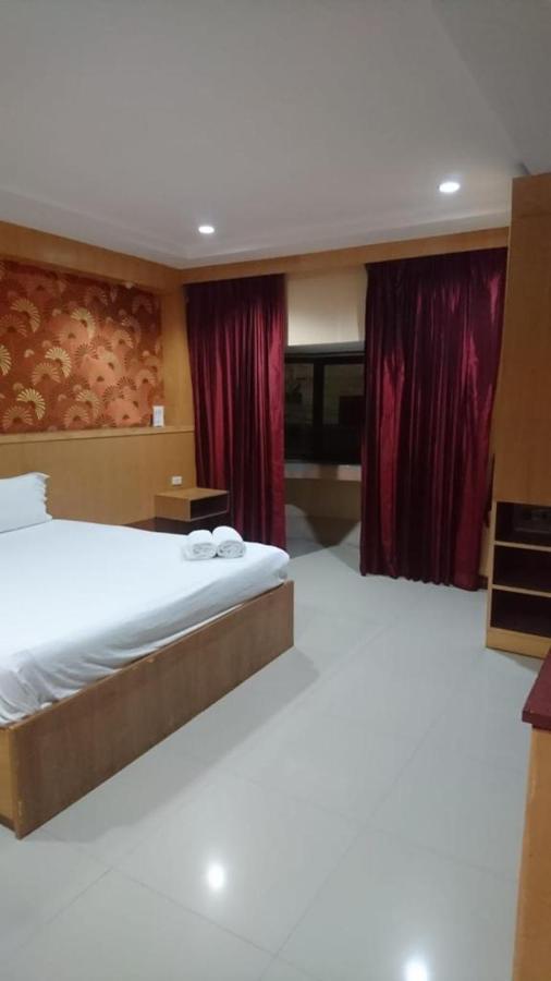 New Pind Balluchi Inn Pattaya Exterior foto